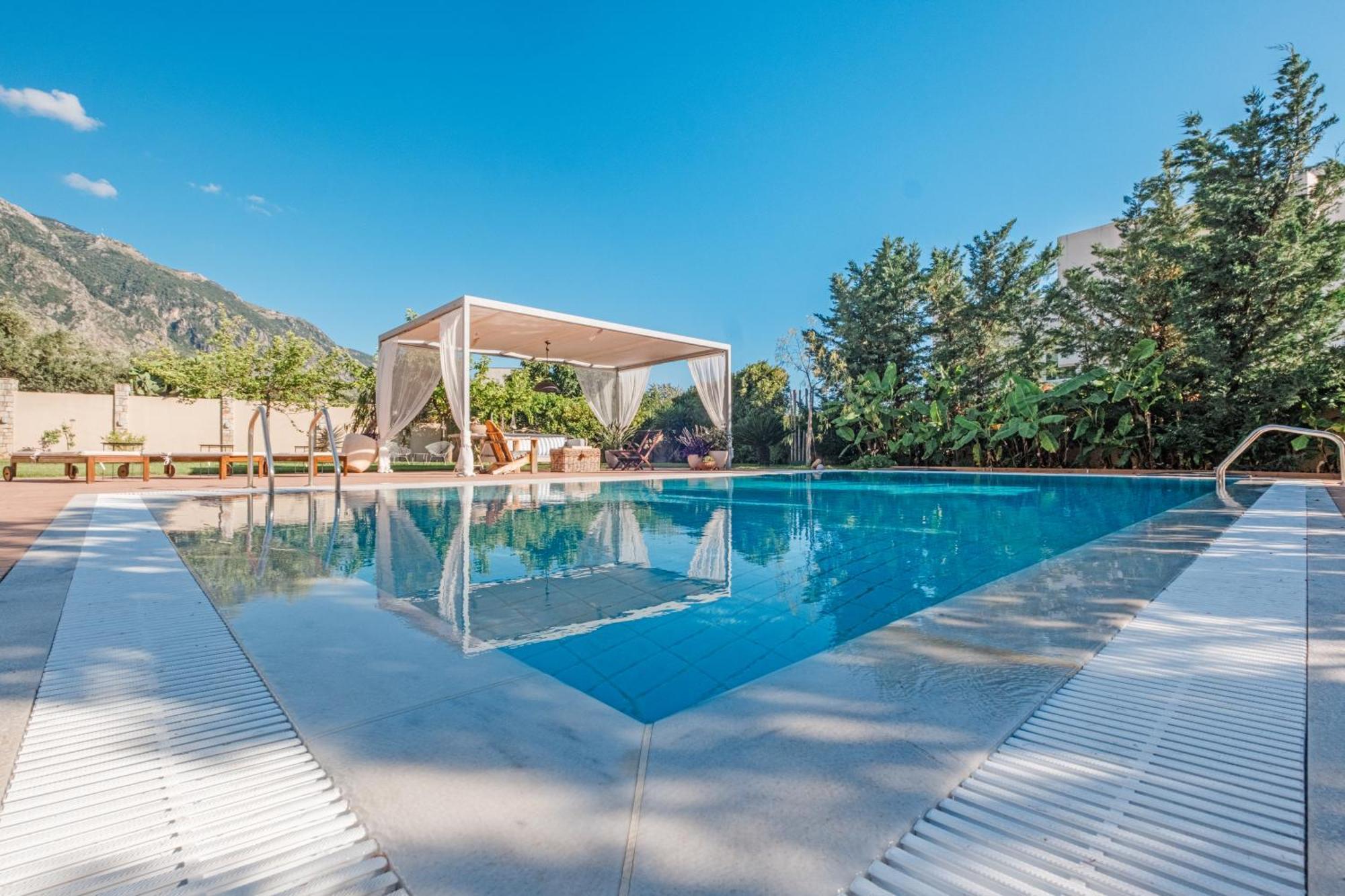 Anamnesis. Feel The Mediterranean. Kalamata Bagian luar foto